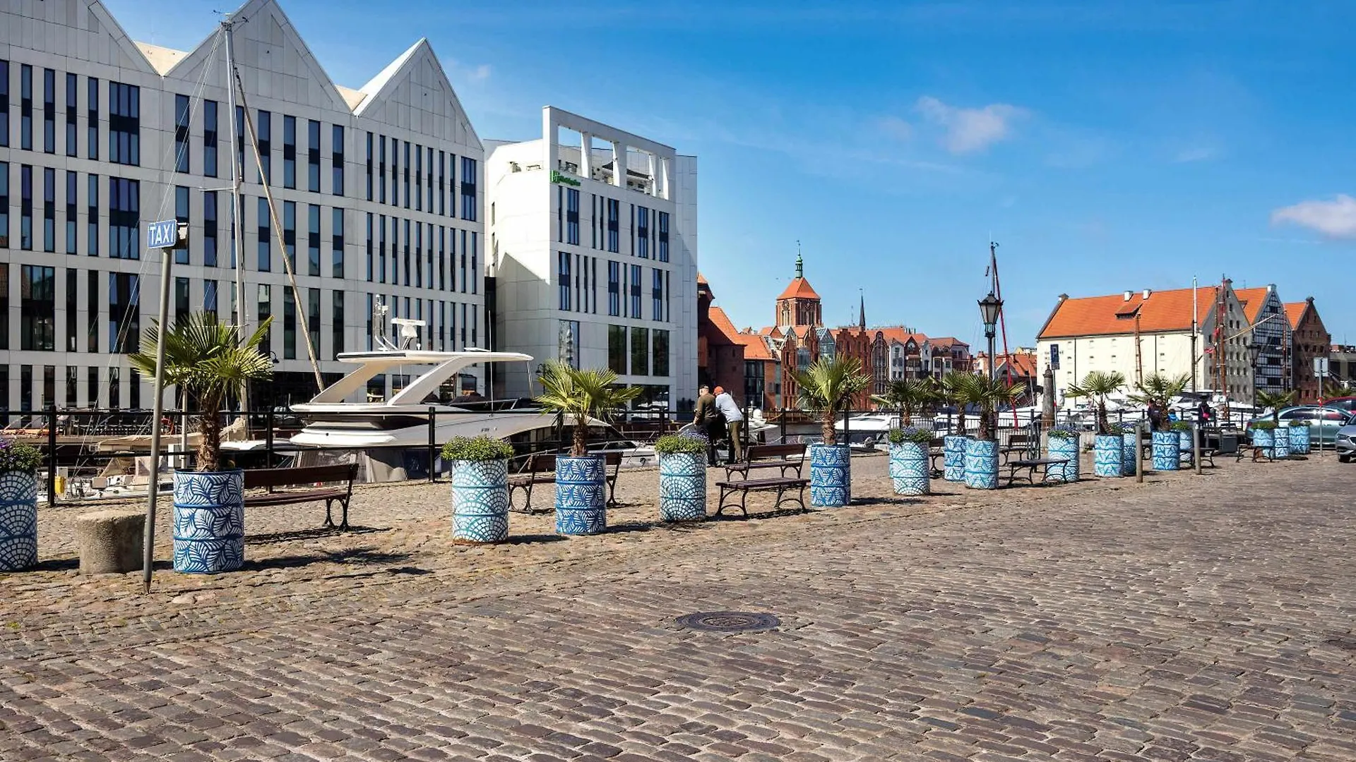 Stylish Apartment With Balcony & Parking Old Town Gdansk By Noclegi Renters 0*,  Poland