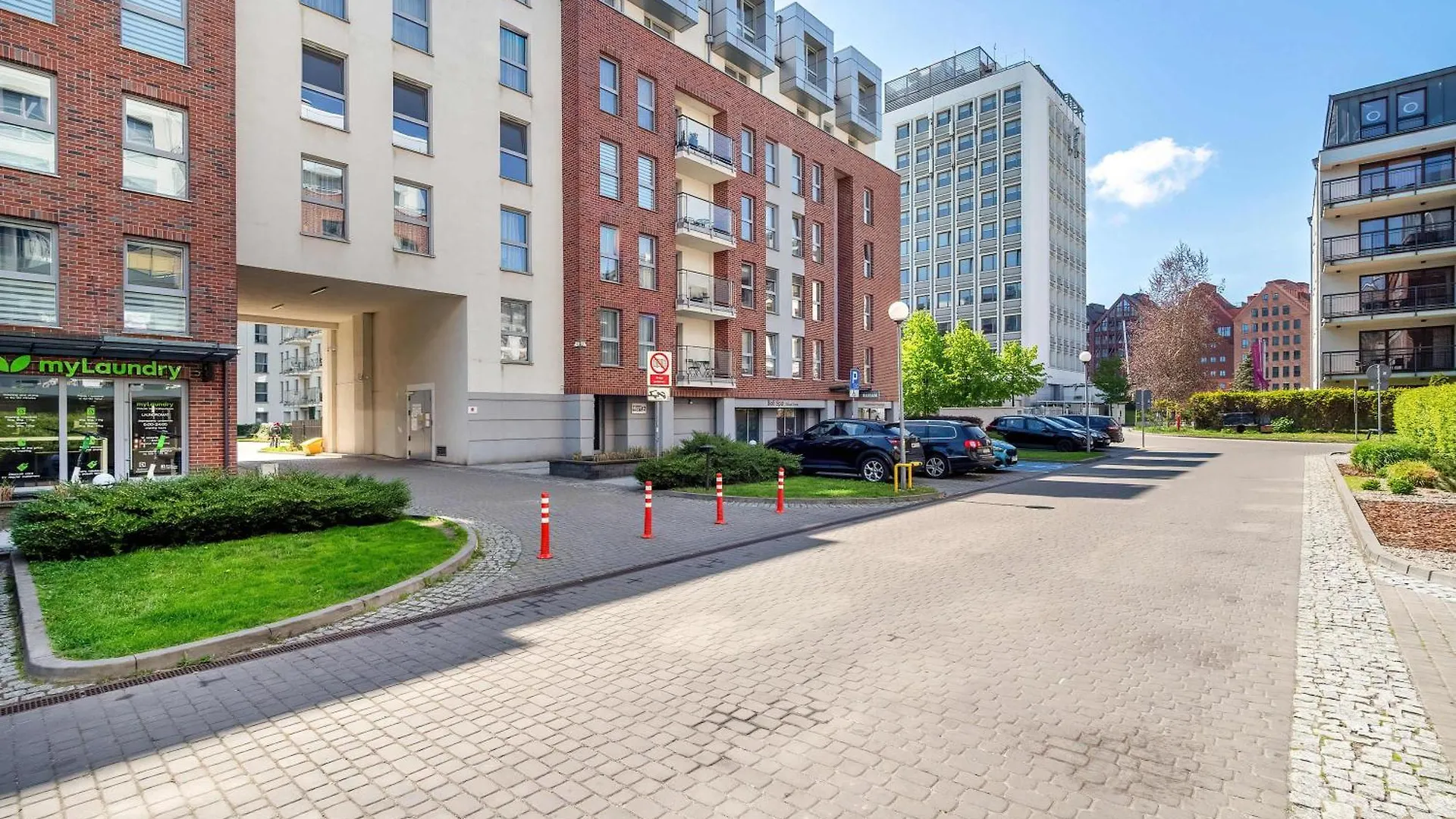 Stylish Apartment With Balcony & Parking Old Town Gdansk By Noclegi Renters