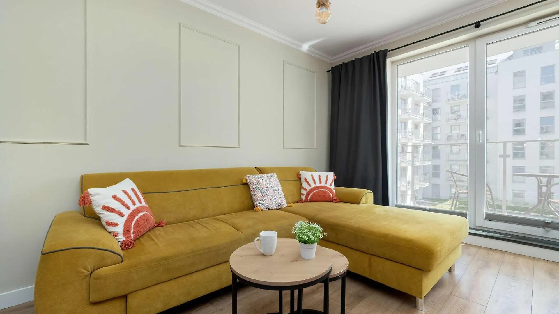 Stylish Apartment With Balcony & Parking Old Town Gdansk By Noclegi Renters